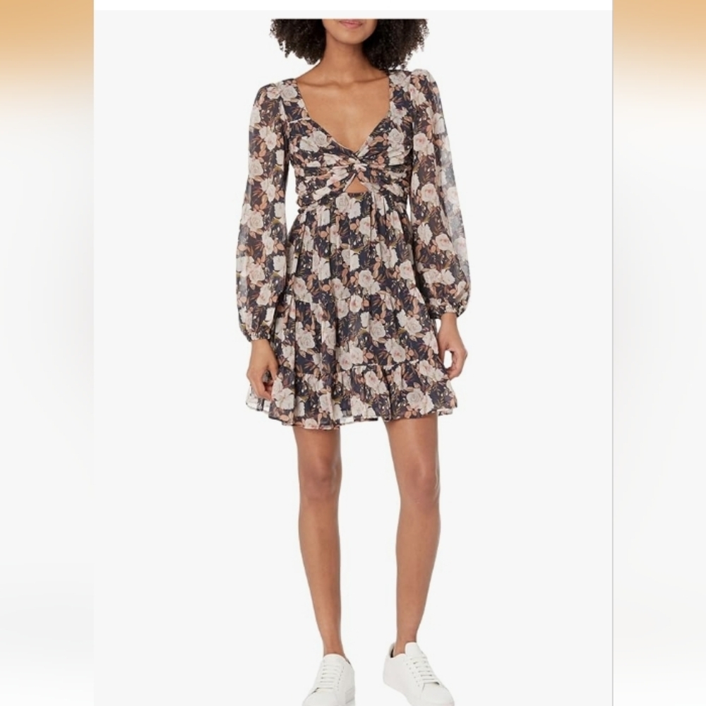 ASTR  NEW Floral Long Sleeve Dress LG